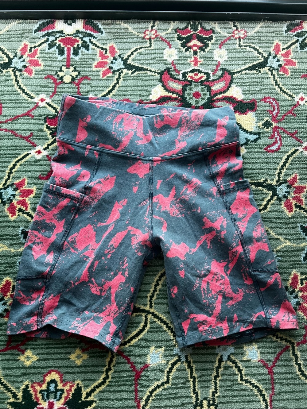 Pact Organic Cotton High-Rise Women’s Bike/Yoga Shorts in Charcoal & Coral NWOT